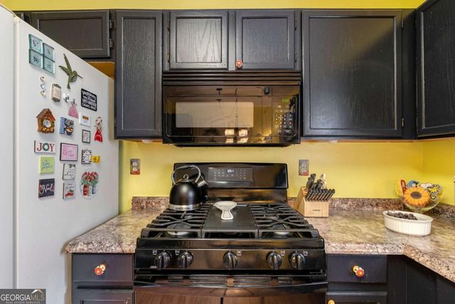 4280 Rosenelfe Way, Loganville, GA 30052