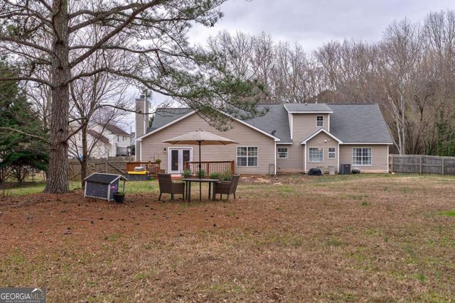 4280 Rosenelfe Way, Loganville, GA 30052