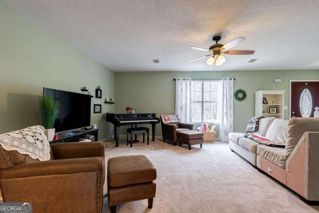 4280 Rosenelfe Way, Loganville, GA 30052