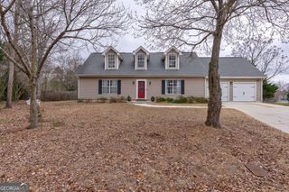 4280 Rosenelfe Way, Loganville, GA 30052