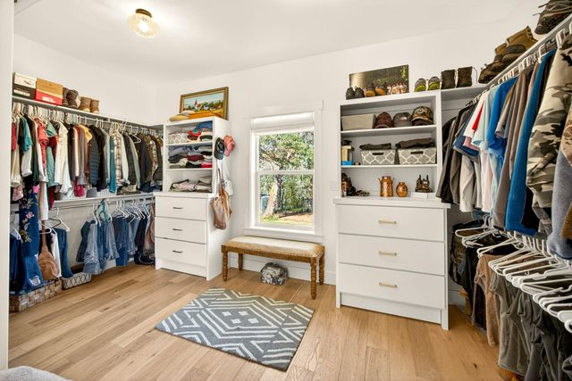 145 Lomas Road, Jacksonville, OR 97530