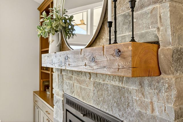 145 Lomas Road, Jacksonville, OR 97530