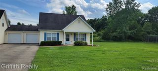806 Cattail Lane, Pinckney, MI 48169