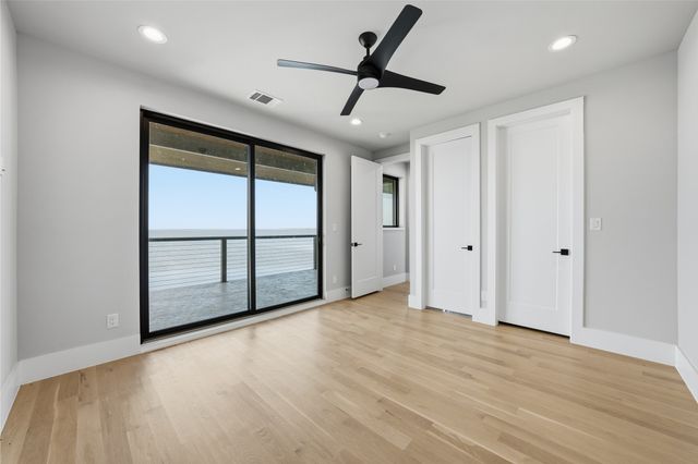 104 Mary Court, Gun Barrel City, TX 75156