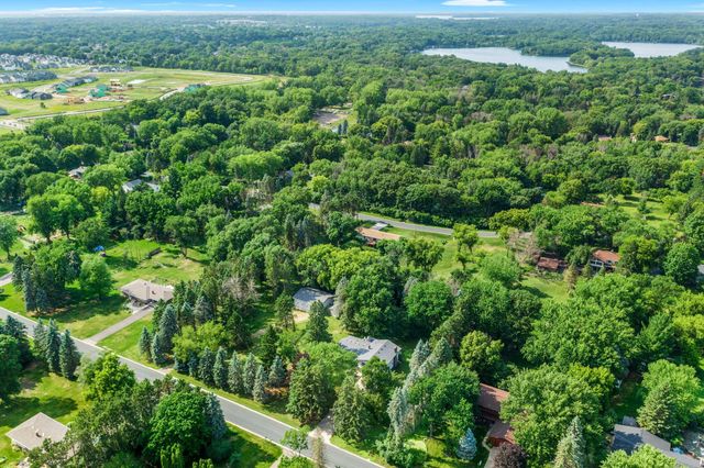8254 38th Street N, Lake Elmo, MN 55042