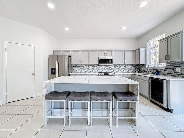 1826 MEADOW POND WAY, Orlando, FL 32824