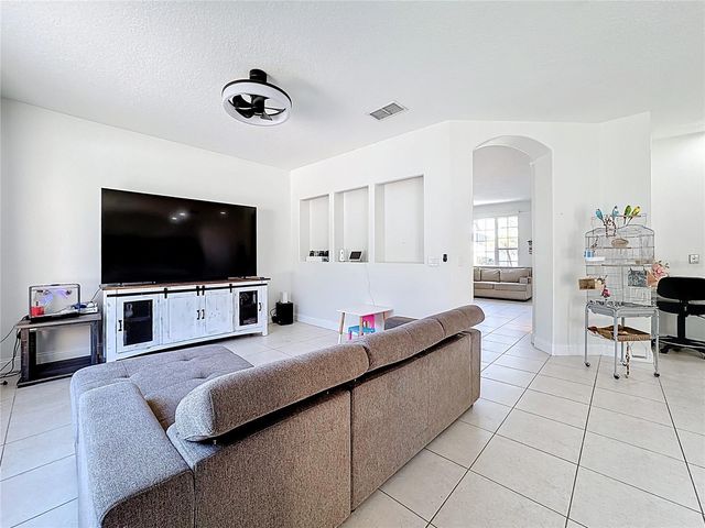 1826 MEADOW POND WAY, Orlando, FL 32824