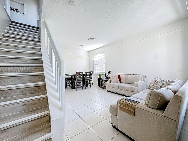 1826 MEADOW POND WAY, Orlando, FL 32824