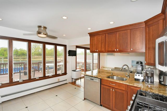 3544 Woodward Street, Oceanside, NY 11572