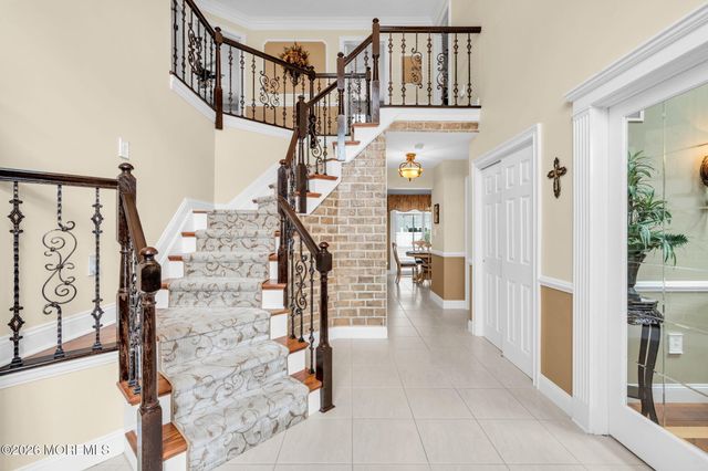 14 Melissa Lane, Howell, NJ 07731