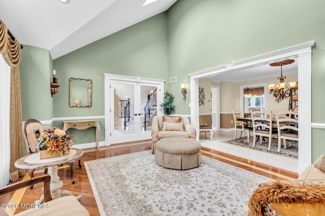 14 Melissa Lane, Howell, NJ 07731