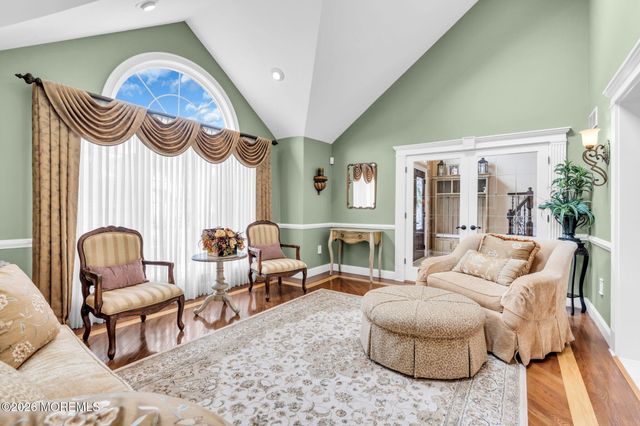 14 Melissa Lane, Howell, NJ 07731