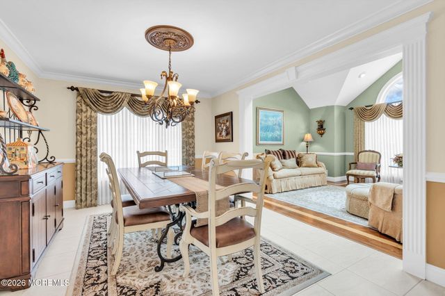 14 Melissa Lane, Howell, NJ 07731