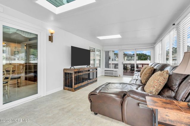 14 Melissa Lane, Howell, NJ 07731