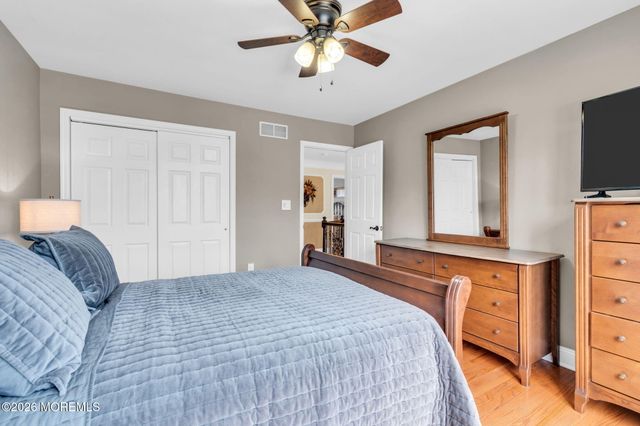 14 Melissa Lane, Howell, NJ 07731