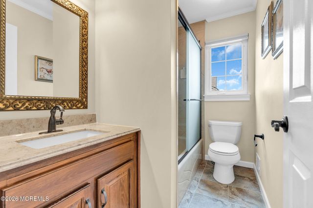 14 Melissa Lane, Howell, NJ 07731