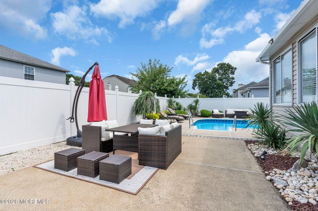 14 Melissa Lane, Howell, NJ 07731