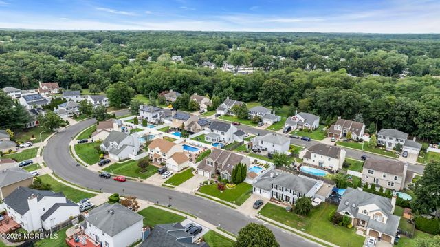 14 Melissa Lane, Howell, NJ 07731