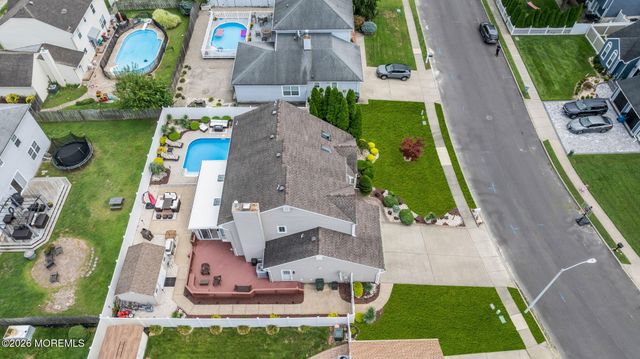 14 Melissa Lane, Howell, NJ 07731