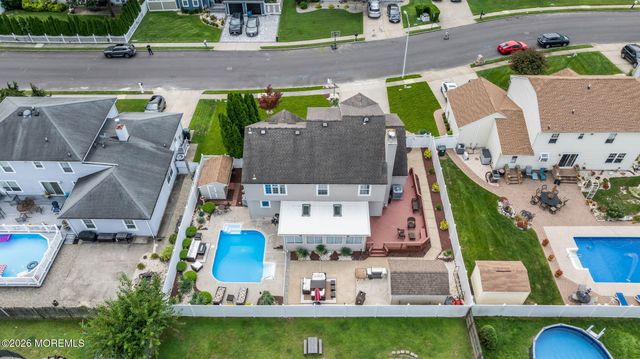 14 Melissa Lane, Howell, NJ 07731