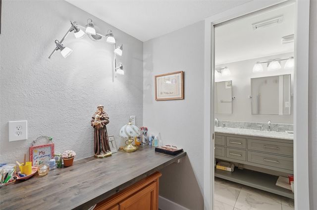 800 Cypress Grove Drive 308, Pompano Beach, FL 33069