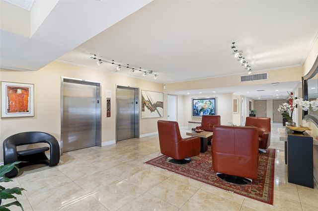 800 Cypress Grove Drive 308, Pompano Beach, FL 33069