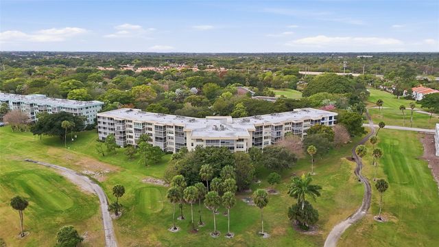 800 Cypress Grove Drive 308, Pompano Beach, FL 33069