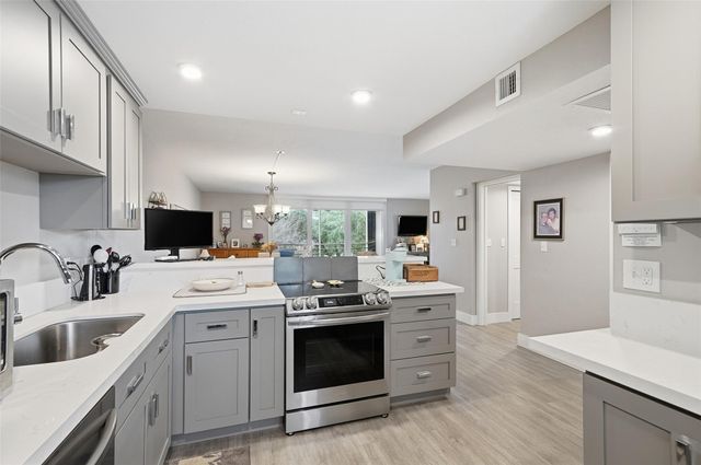 800 Cypress Grove Drive 308, Pompano Beach, FL 33069