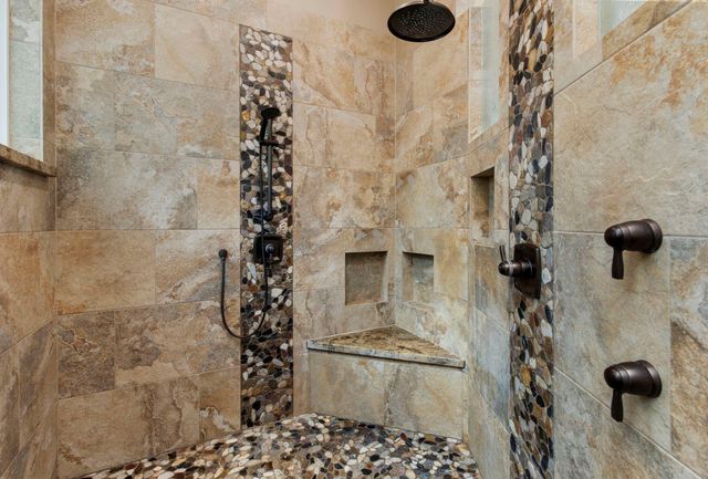 23 Rustic Bend Place, The Woodlands, TX 77382