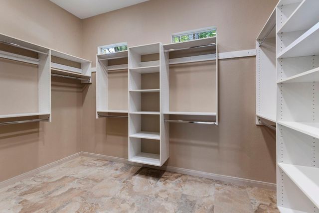 23 Rustic Bend Place, The Woodlands, TX 77382