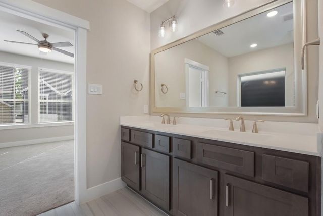 10930 Keaton Landing Drive, Houston, TX 77043