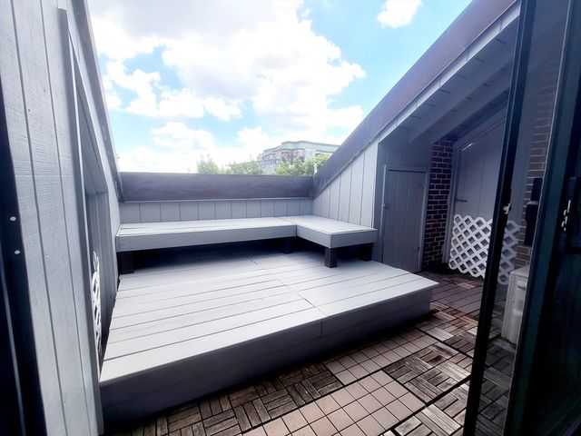 42 8th 2515, Boston, MA 02129