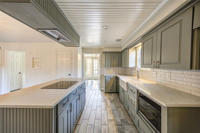 15406 Falling Creek Drive, Houston, TX 77068