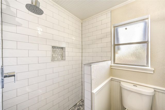 15406 Falling Creek Drive, Houston, TX 77068