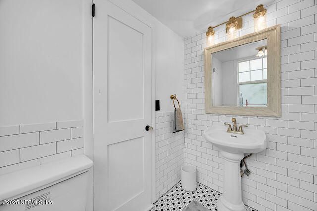 257 WOODROW Street, Jacksonville, FL 32208