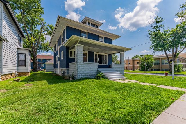 228 Richards Street, Joliet, IL 60433