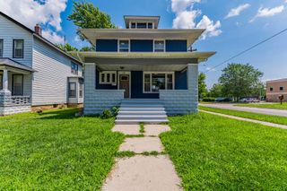 228 Richards Street, Joliet, IL 60433