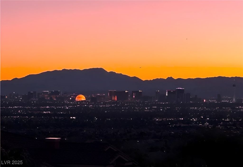 7150 Pico Rio Court, Las Vegas, NV 89156