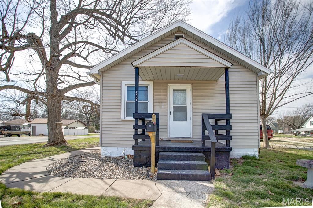 608 S Lafayette Street, Jerseyville, IL 62052