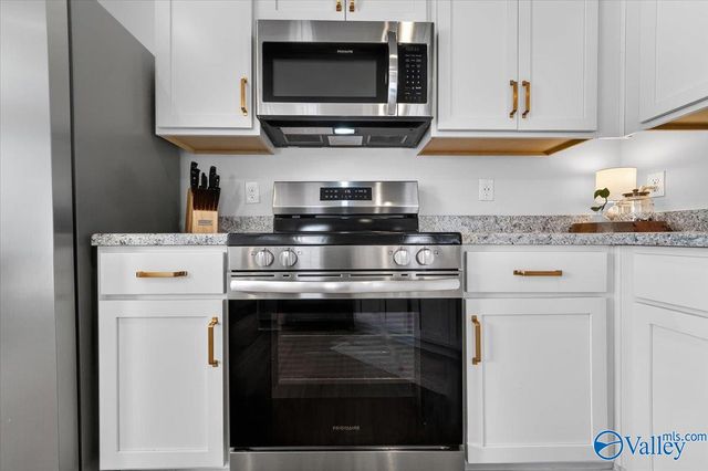 147 Joya Brook Way, Toney, AL 35773