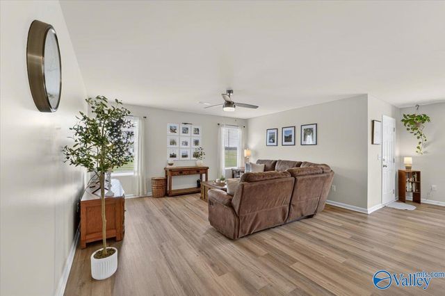 147 Joya Brook Way, Toney, AL 35773