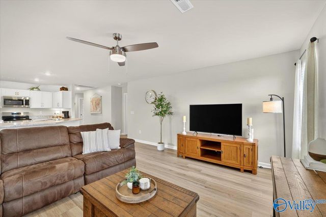 147 Joya Brook Way, Toney, AL 35773