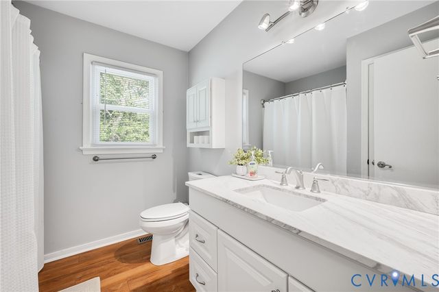 1904 Knotty Way Dr, Glen Allen, VA 23060