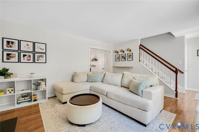1904 Knotty Way Dr, Glen Allen, VA 23060