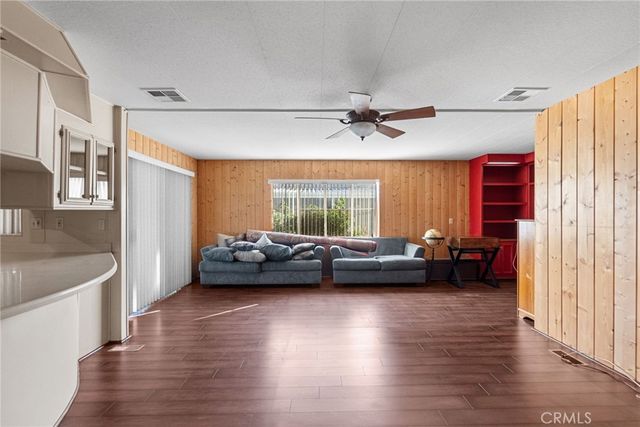 4095 Fruit Street, La Verne, CA 91750