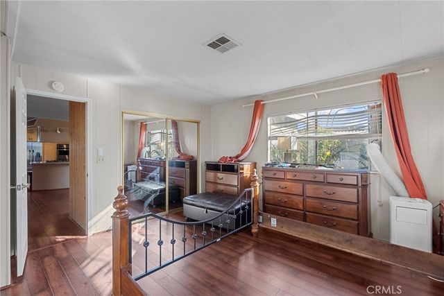 4095 Fruit Street, La Verne, CA 91750