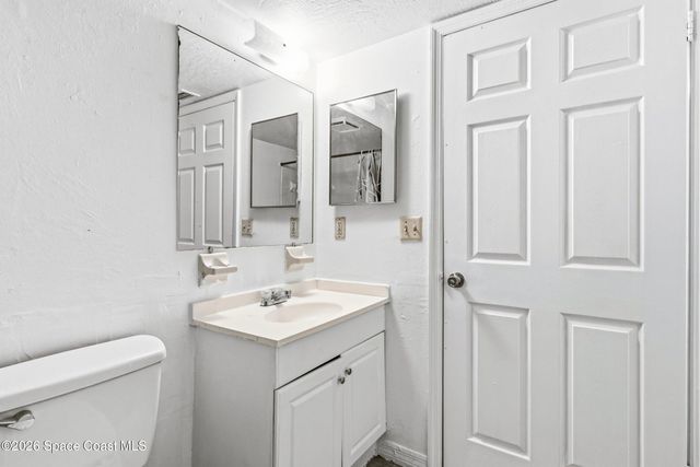 1780 Convair Street SE 102, Palm Bay, FL 32909