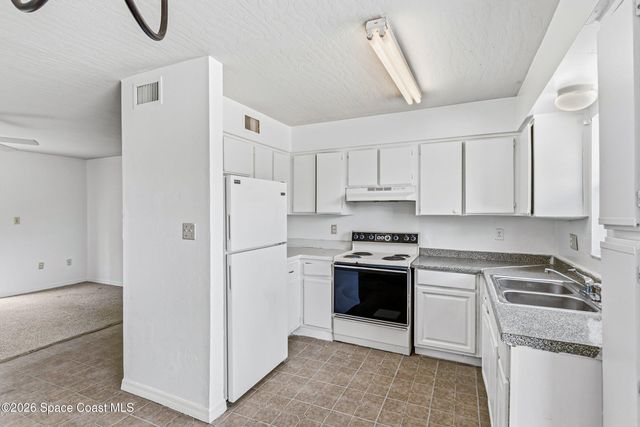 1780 Convair Street SE 102, Palm Bay, FL 32909