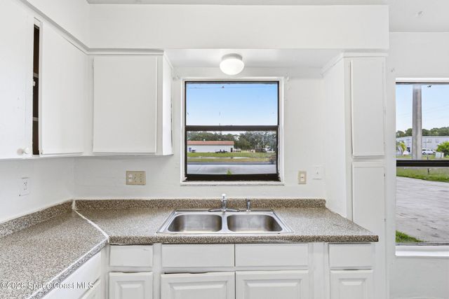 1780 Convair Street SE 102, Palm Bay, FL 32909