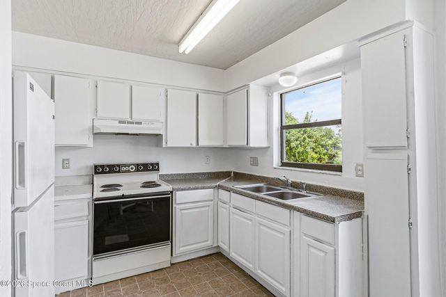 1780 Convair Street SE 102, Palm Bay, FL 32909